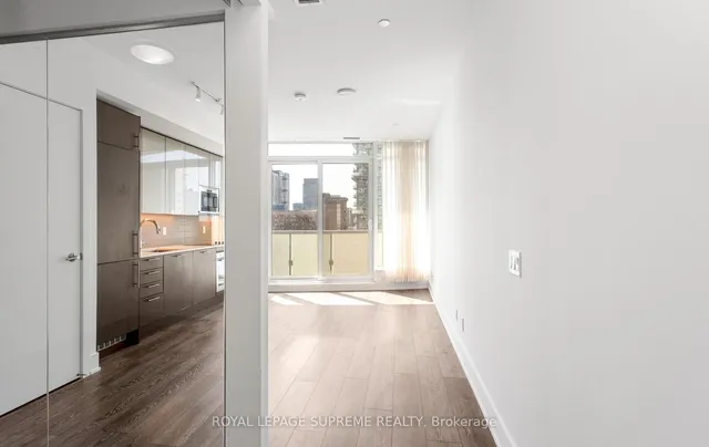 Additional image 9 of 403 Church St Unit 1701