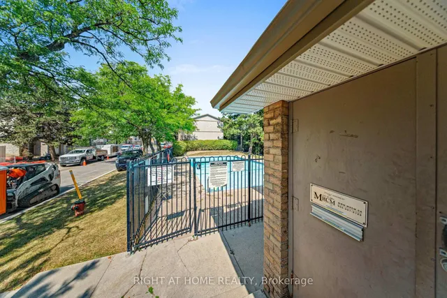 Additional image 44 of 83 Guildford Cres Unit 83