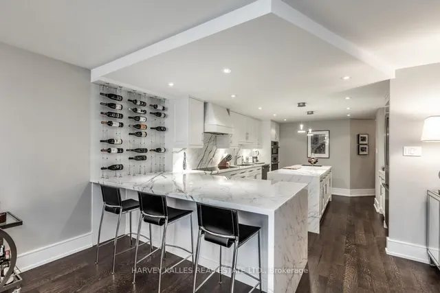 Additional image 11 of 110 Bloor St Unit 1309