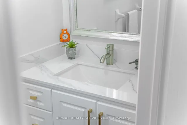 Additional image 18 of 59 Hullen Cres