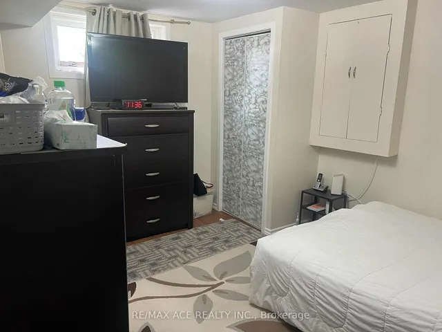 Additional image 12 of 33 Crow Tr