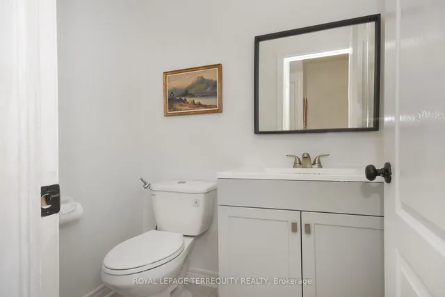 Additional image 15 of 902 Ledbury Cres