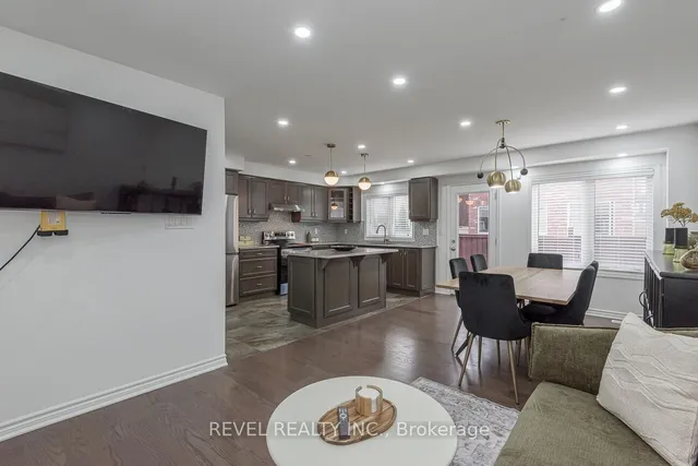 Additional image 7 of 9 Lothbury Dr