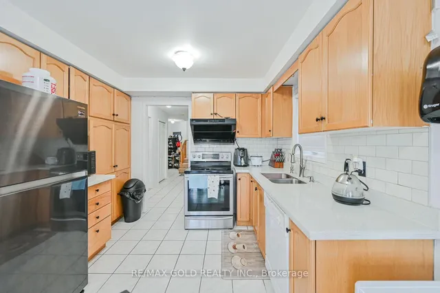 Additional image 30 of 122 White Tail Cres