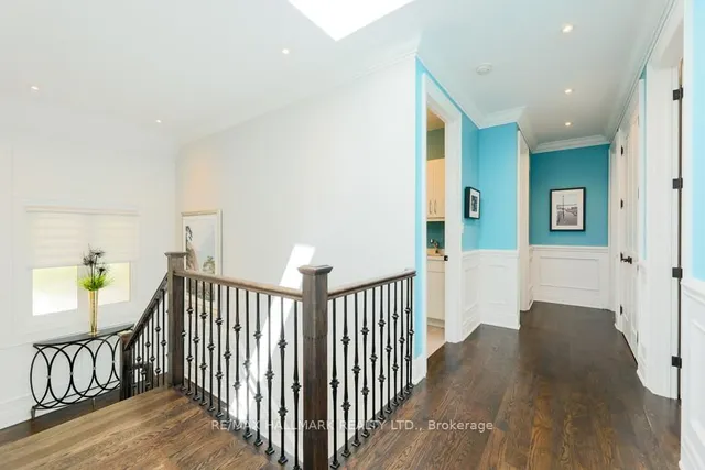 Additional image 17 of 44 Scarboro Cres