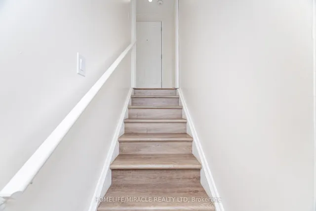 Additional image 33 of 7 Aldenham St