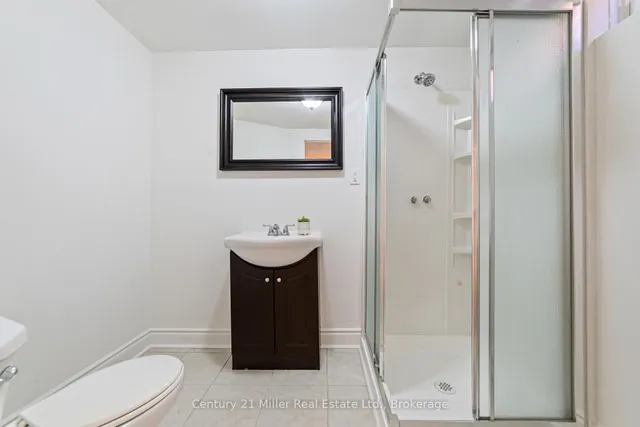 Additional image 35 of 1363 Harmsworth Sq