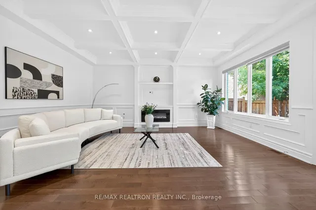 Additional image 6 of 63 Reidmount Ave