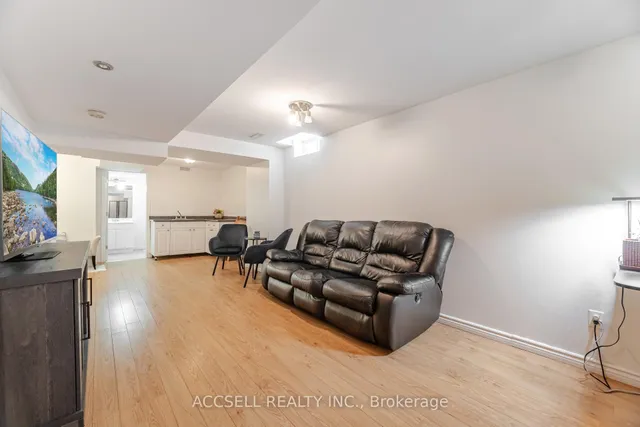 Additional image 35 of 323 Pettigrew Tr