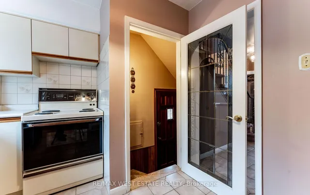 Additional image 27 of 1468 Wilson Ave