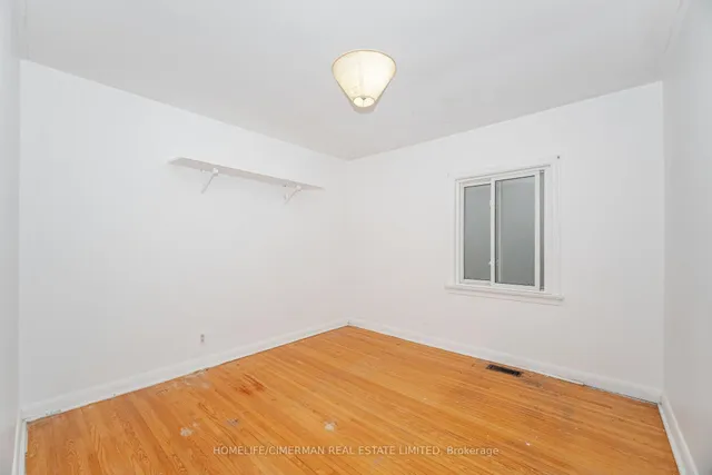 Additional image 17 of 44 Plewes Rd