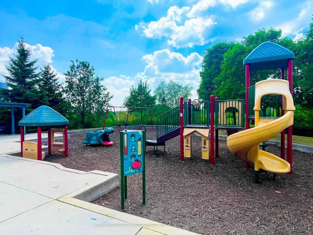 Additional image 25 of 7 Lotus St