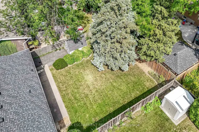Additional image 46 of 31 Belair Dr
