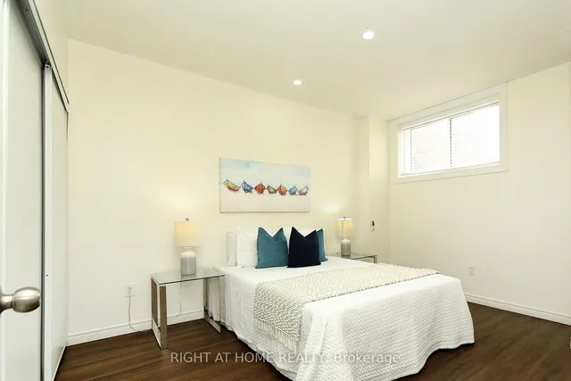 Additional image 31 of 28 Legend Lane