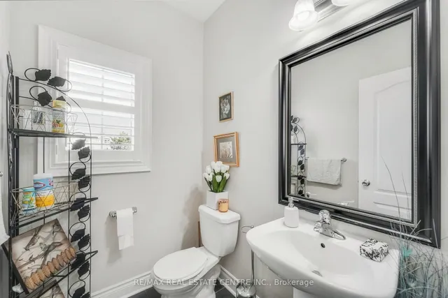 Additional image 29 of 42 Andretti Cres