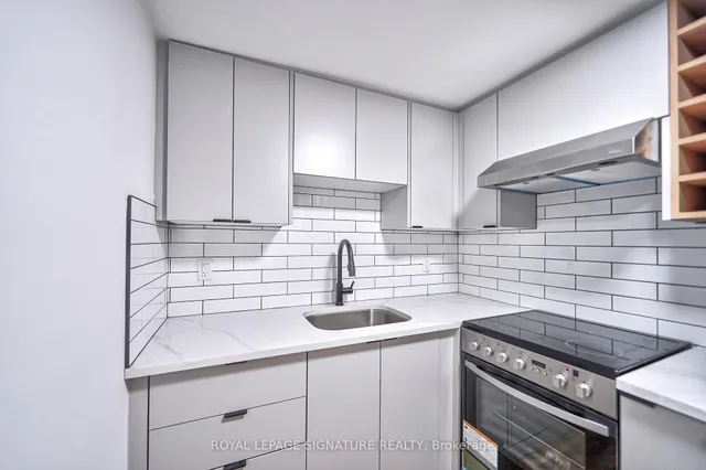 Additional image 36 of 541 St Clarens Ave