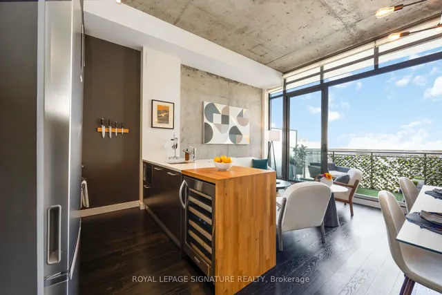 Additional image 6 of 90 Broadview Ave Unit PH-913