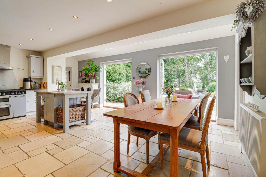 Additional image 8 of Chamberlaines, Harpenden, Hertfordshire, AL5