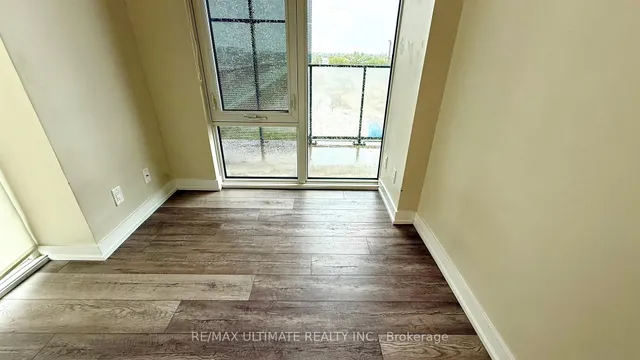 Additional image 23 of 38 Monte Kwinter Crt Unit 720