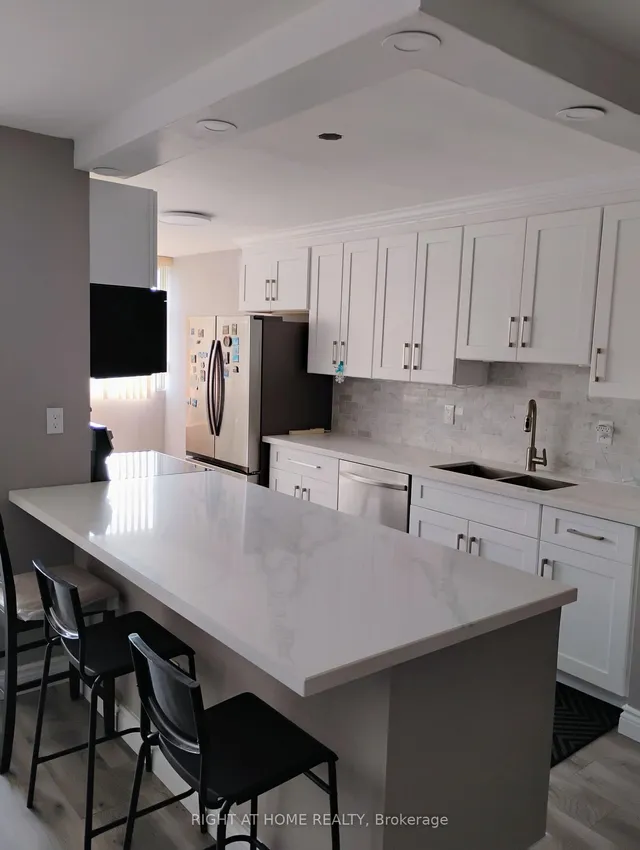 Additional image 4 of 100 Antibes Dr Unit 705