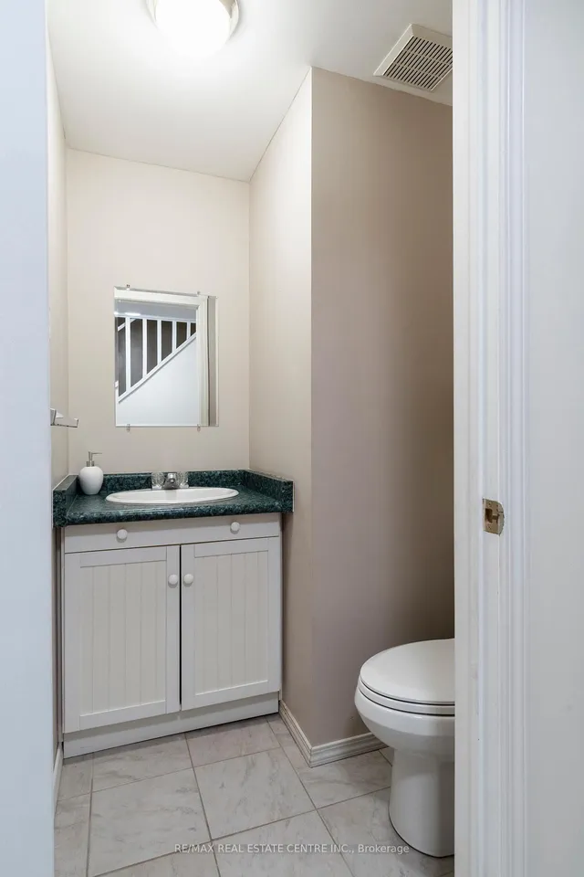 Additional image 30 of 10 Cadham Blvd Unit 37