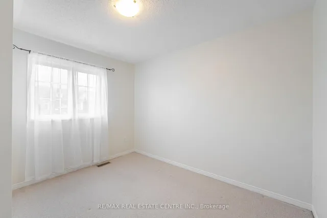 Additional image 23 of 4834 Capri Cres