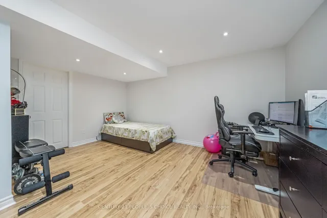 Additional image 39 of 10 Hillgarden Dr