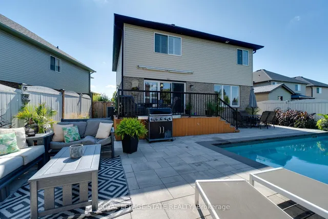 Additional image 40 of 274 Springvalley Cres