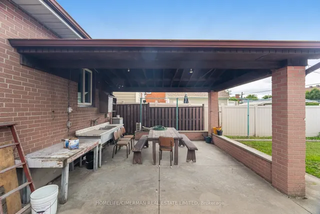 Additional image 30 of 44 Plewes Rd