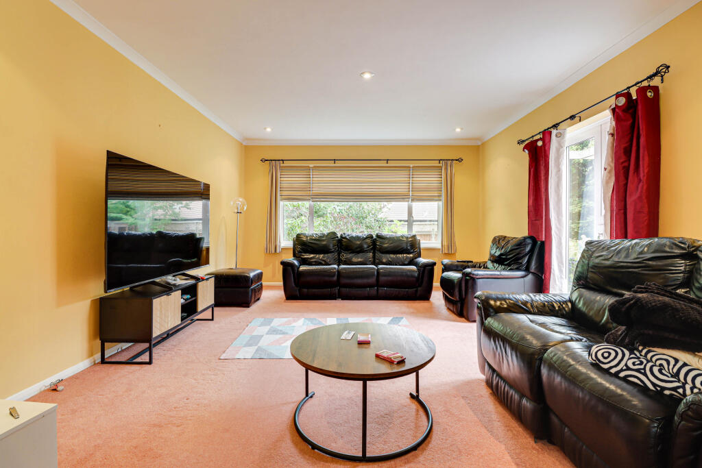 Additional image 3 of Penn Road, Park Street, St Albans, AL2