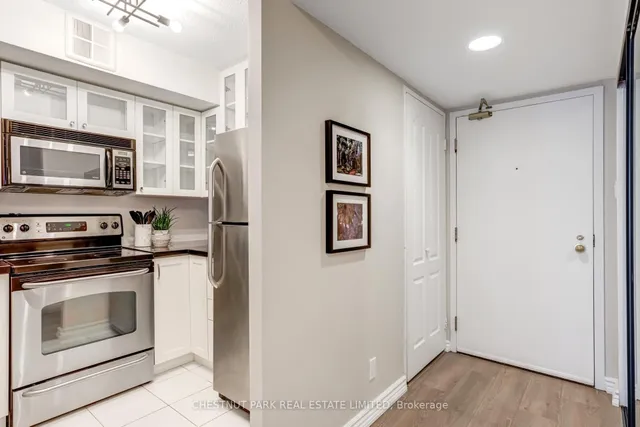 Additional image 27 of 92 King St Unit 305