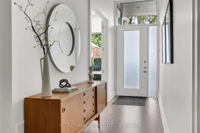 Additional image 4 of 1144 Broadview Ave