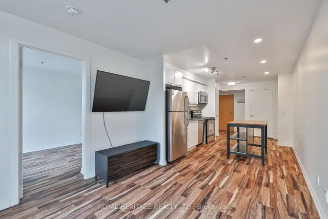 Additional image 11 of 38 Joe Shuster Way Unit 104