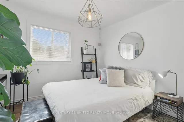 Additional image 30 of 58 Heathcliffe Sq Unit 58