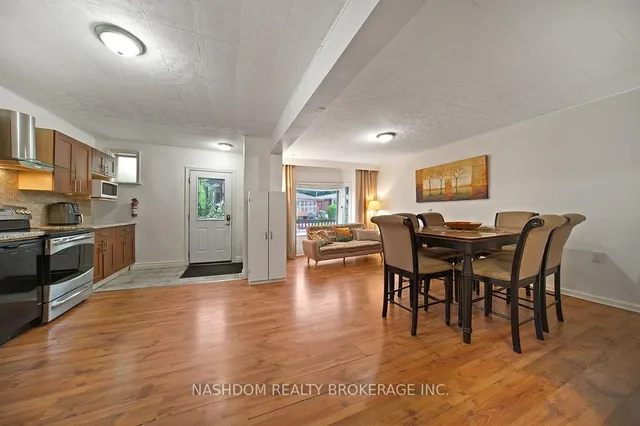 Additional image 10 of 82 Whitney Ave