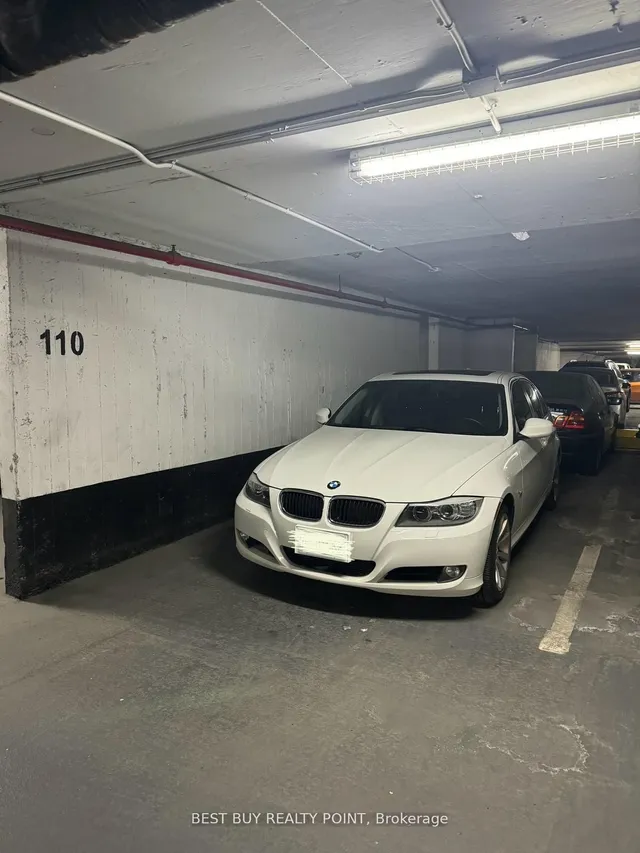 Additional image 34 of 15 La Rose Ave Unit 1007