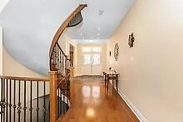 Additional image 11 of 36 Valleyridge Cres