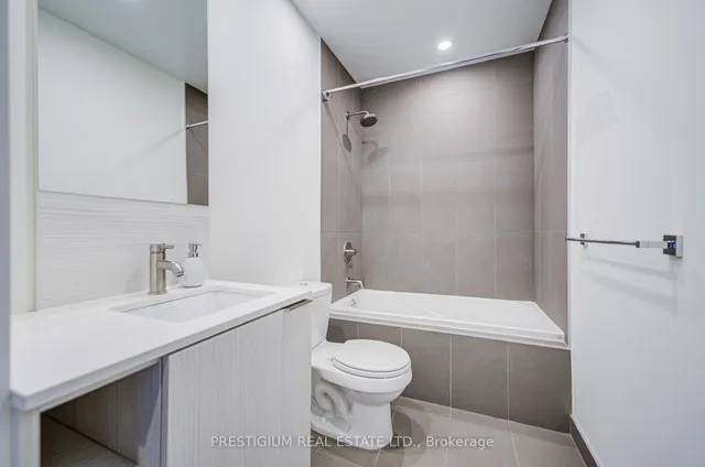 Additional image 11 of 170 Sumach St Unit 418