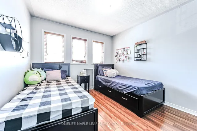 Additional image 20 of 45 Seaside Circ