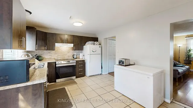 Additional image 6 of 105 Hansen Rd Unit 111