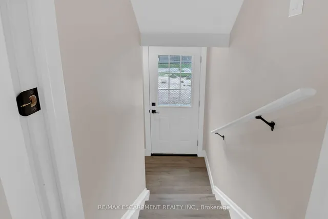 Additional image 32 of 126 AUBURN Ave