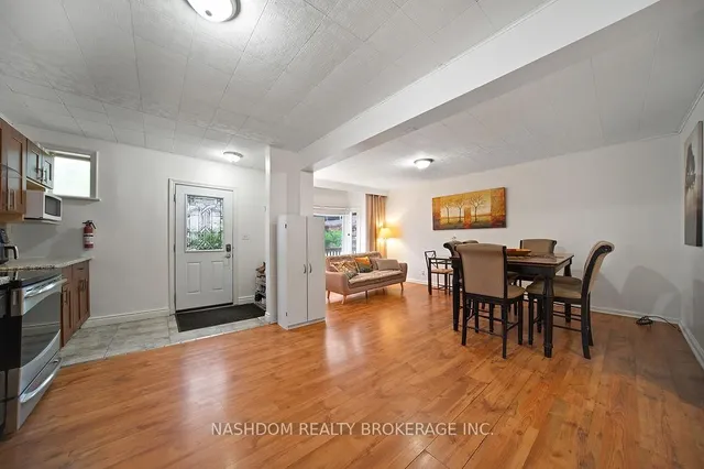 Additional image 12 of 82 Whitney Ave