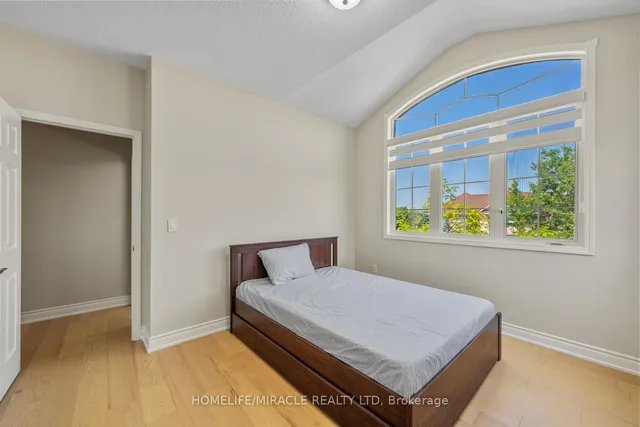 Additional image 28 of 1 Vision Way