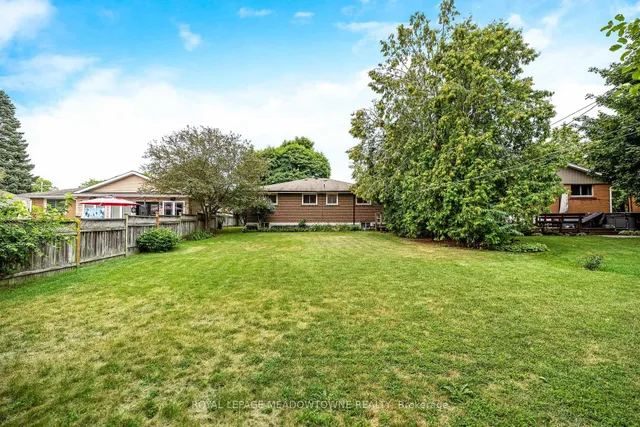 Additional image 28 of 379 Williams Ave