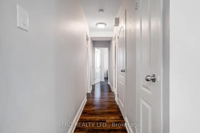 Additional image 9 of 4 Lisa St Unit 504