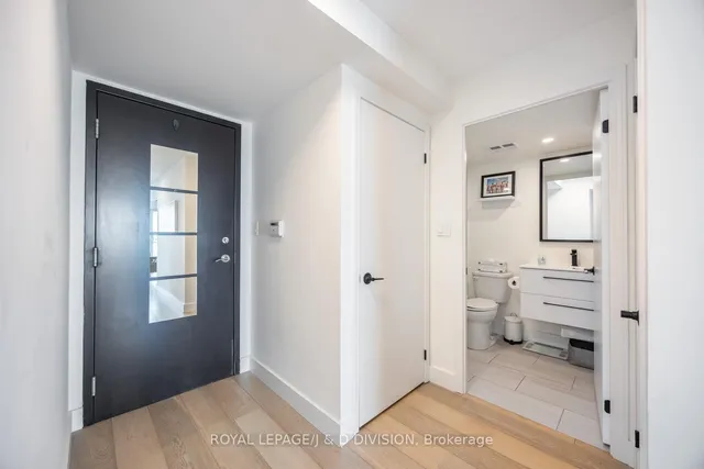 Additional image 5 of 410 Queens Quay Unit 1203