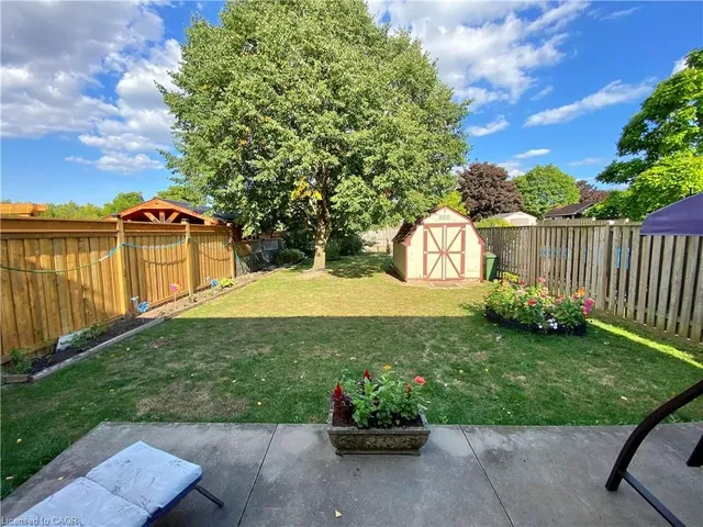 Additional image 35 of 40 Lyton Cres
