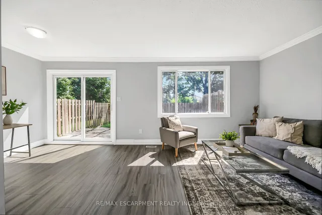 Additional image 5 of 125 Limeridge Rd Unit 8