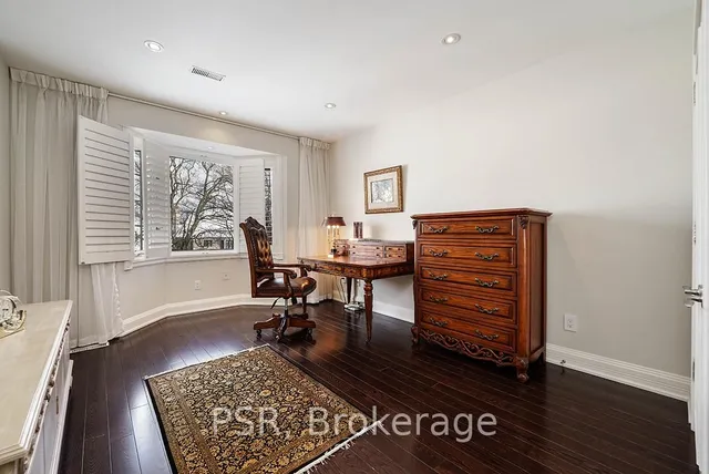 Additional image 28 of 149 Dunvegan Rd