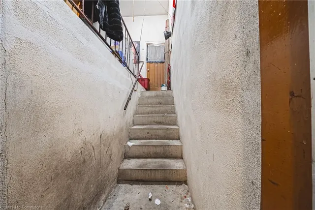 Additional image 22 of 49 Pinard St